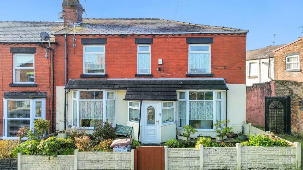 Property image 1 of 40