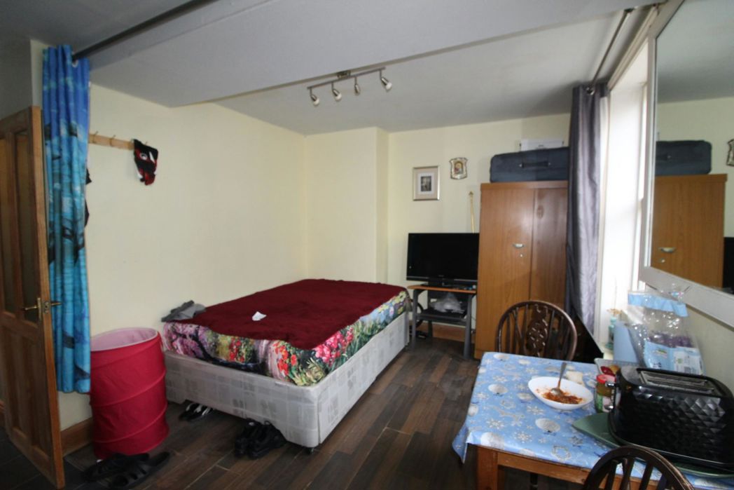 Property image 3 of 10