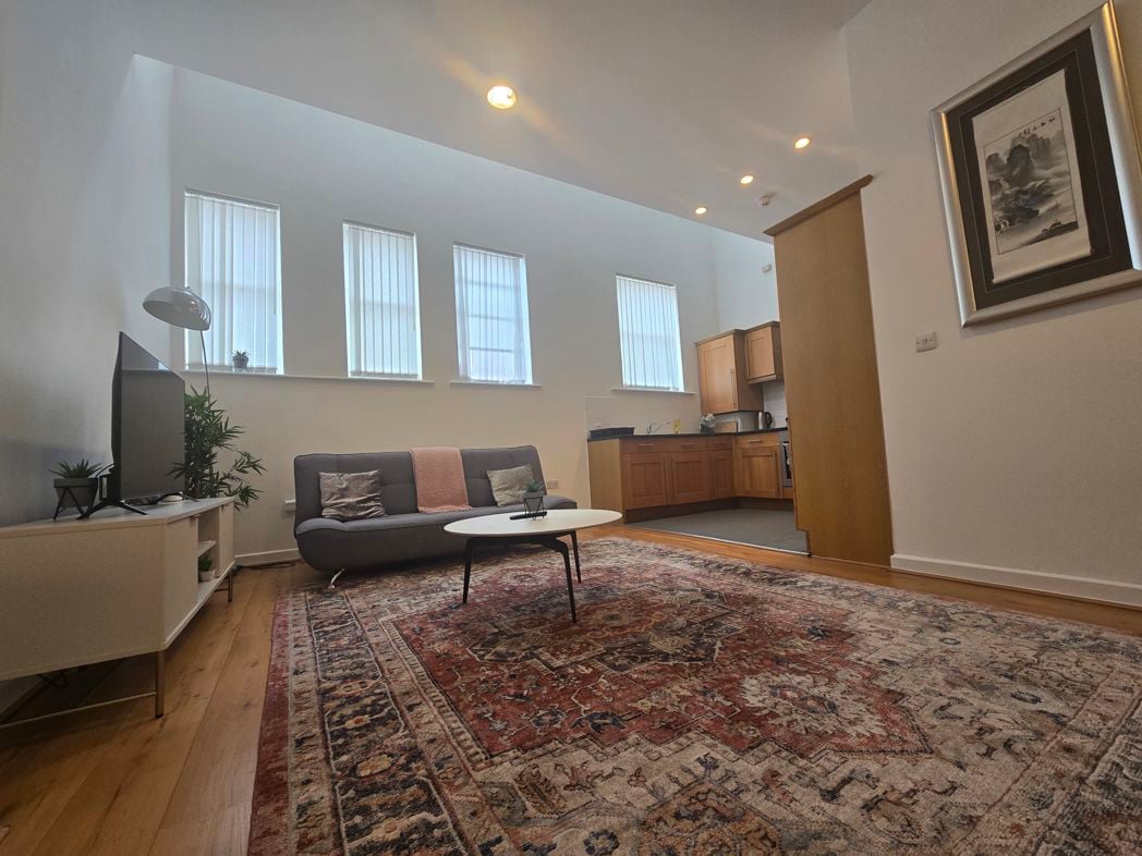 Property image 4 of 28