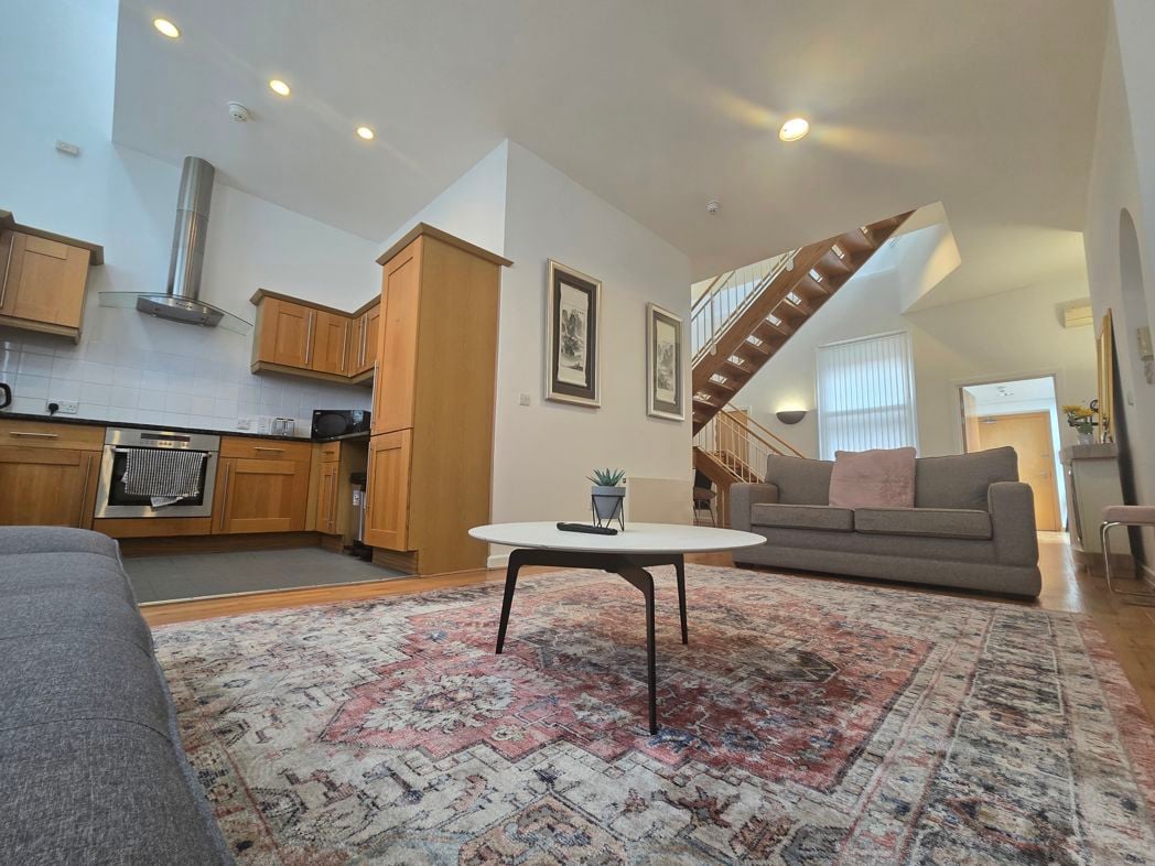 Property image 5 of 28