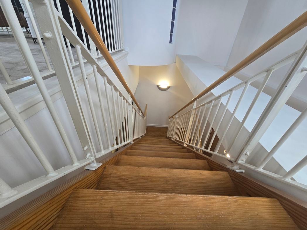 Property image 17 of 28