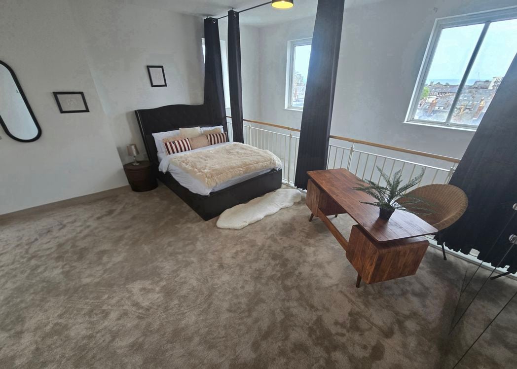 Property image 22 of 28