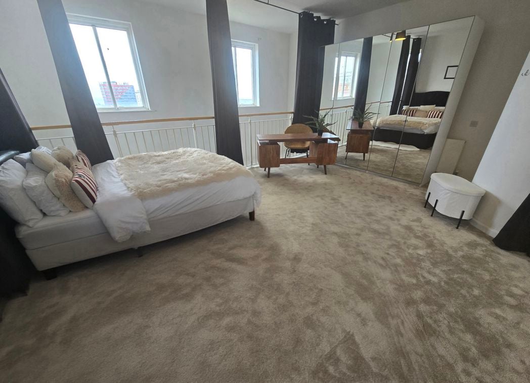 Property image 20 of 28
