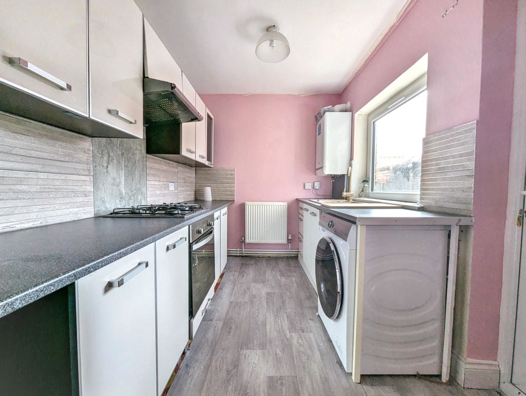 Property image 3 of 8