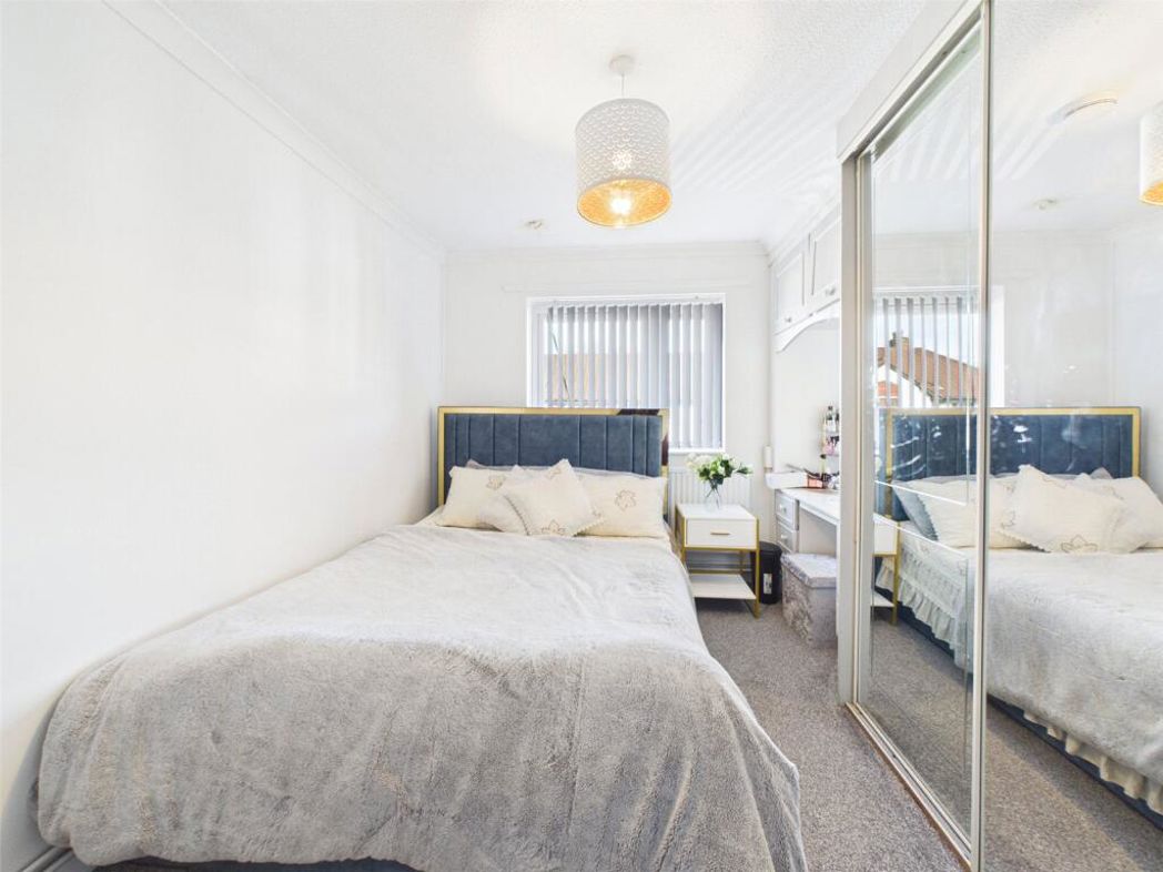 Property image 3 of 6