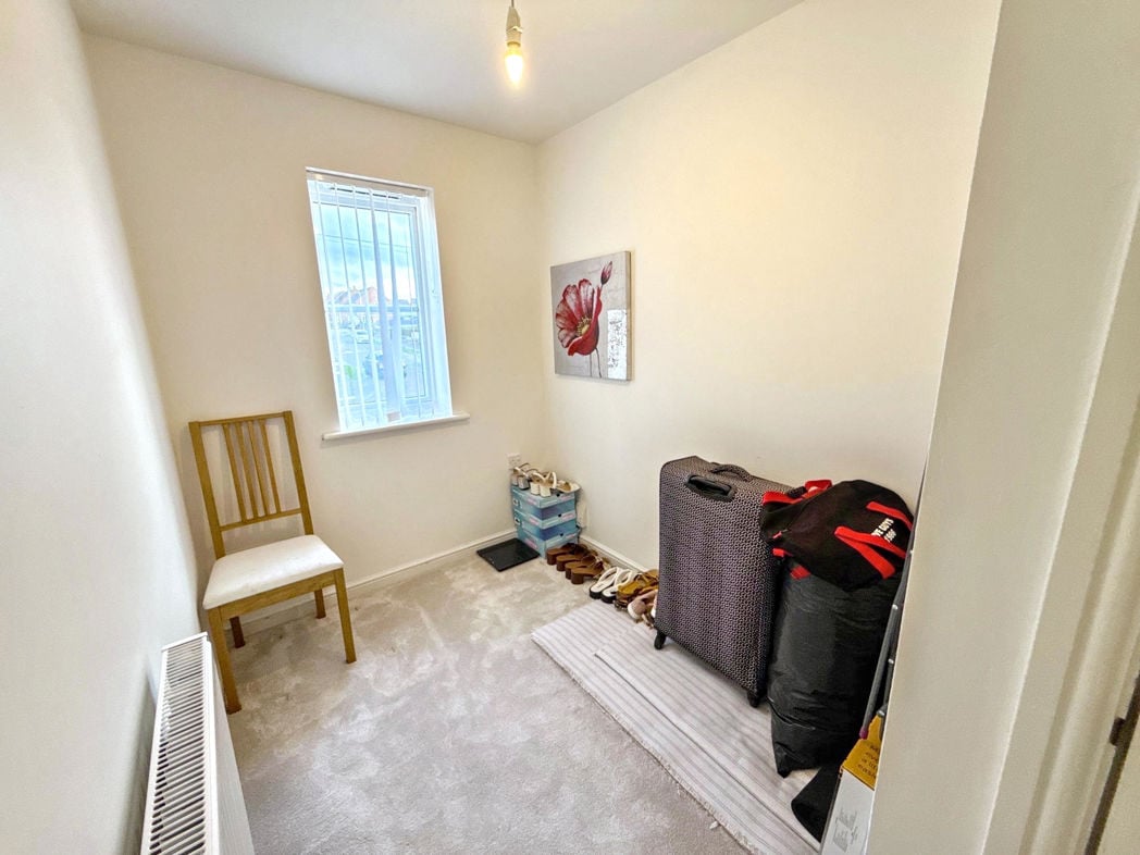 Property image 13 of 17