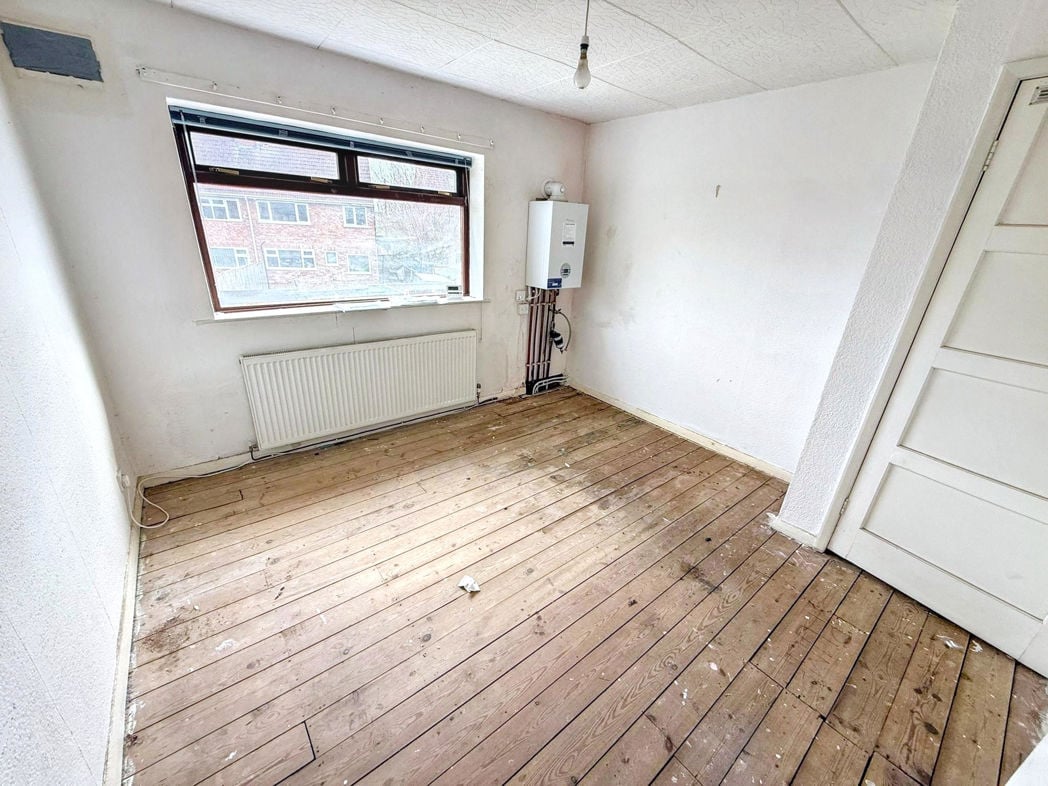 Property image 8 of 14