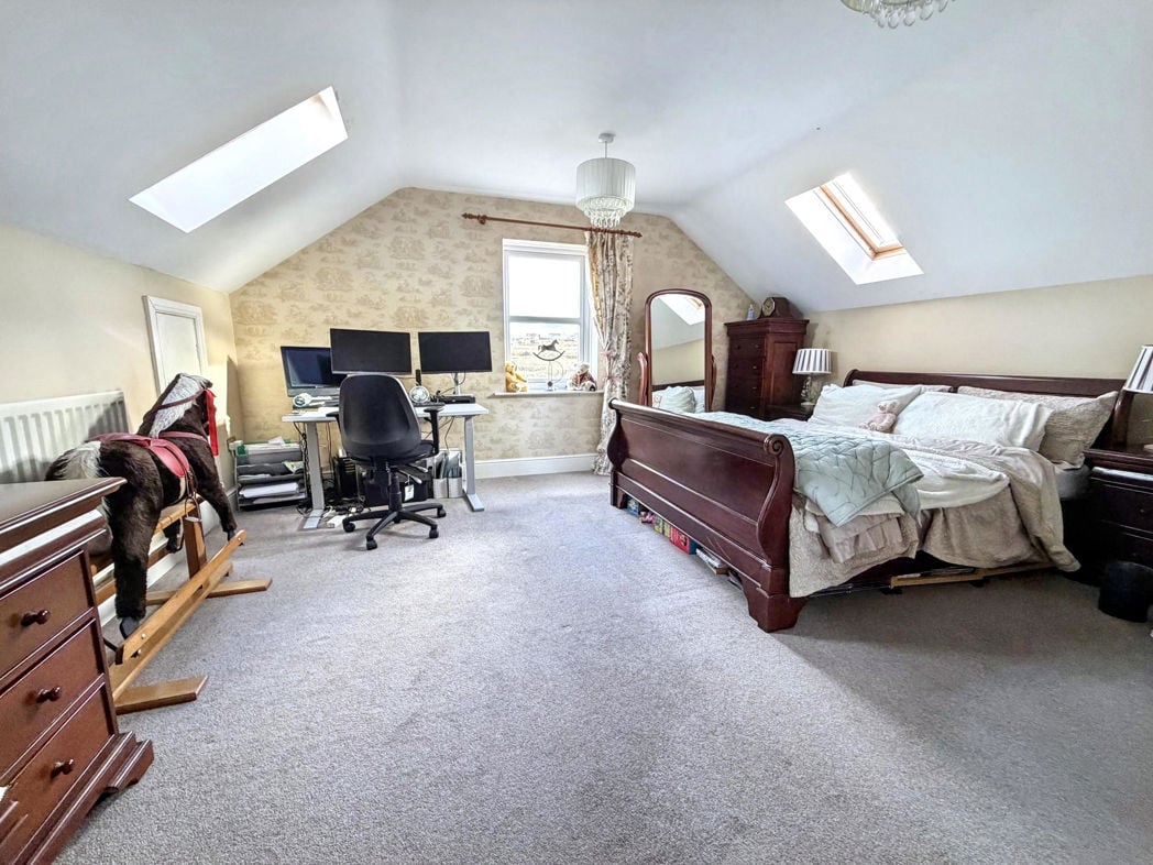 Property image 18 of 25