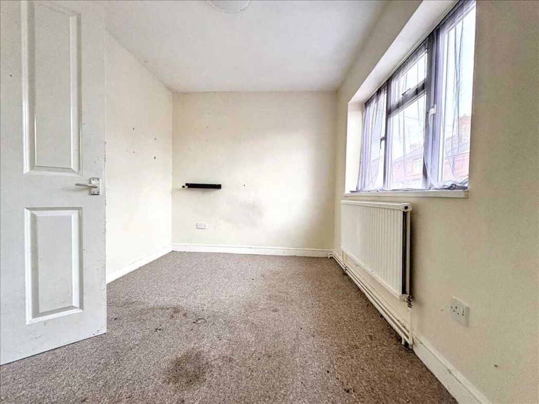 Property image 10 of 18