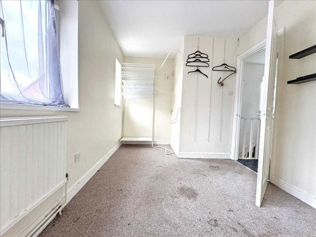 Property image 14 of 18