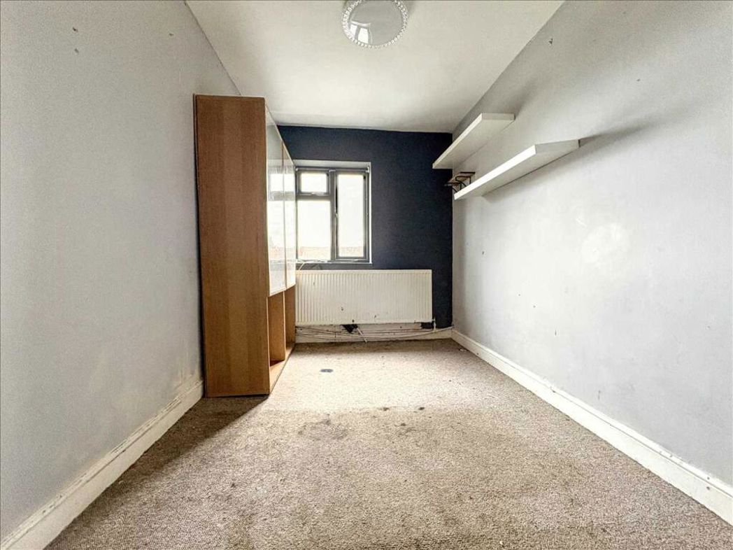 Property image 15 of 18