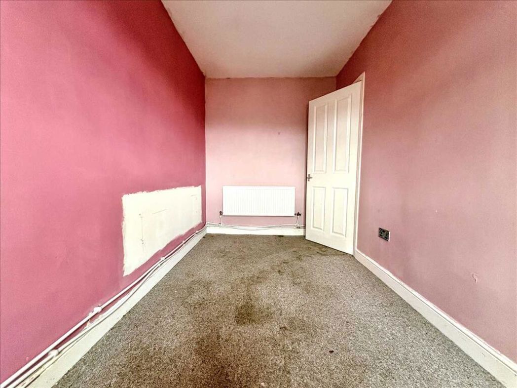 Property image 17 of 18