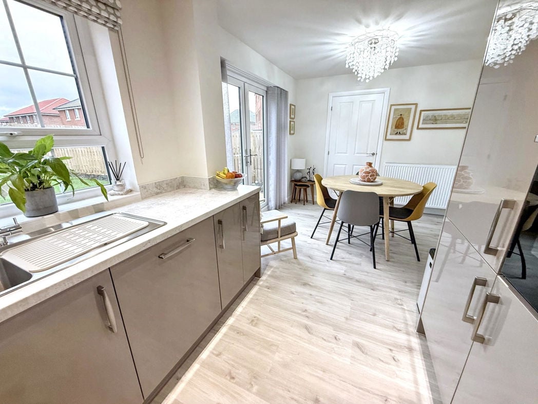 Property image 5 of 17