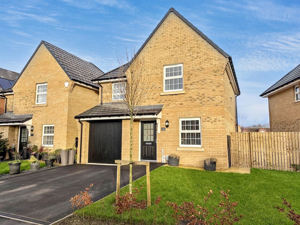 Property image 1 of 17