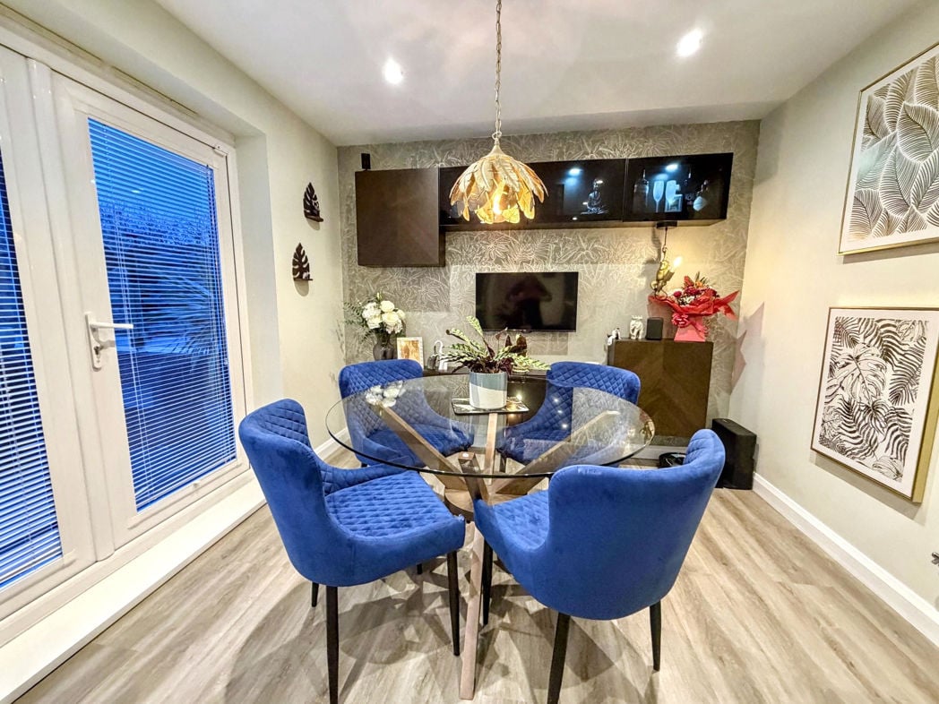 Property image 10 of 30