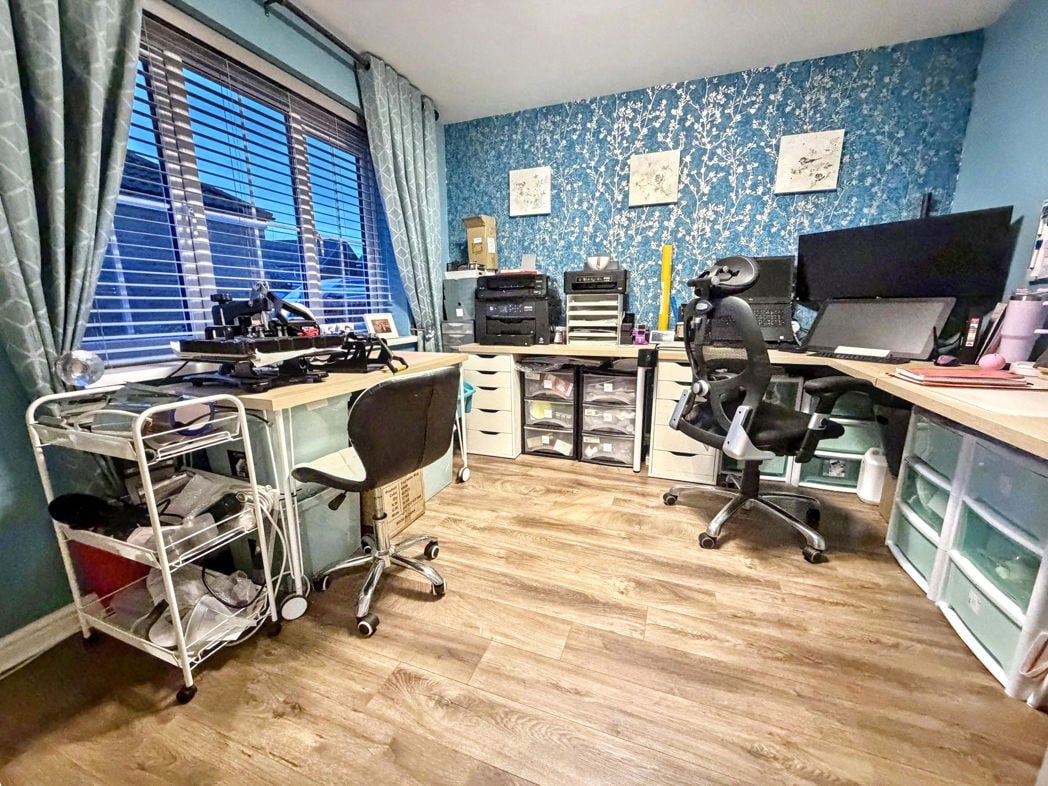 Property image 12 of 30