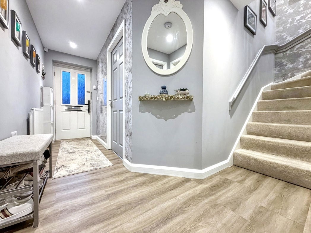 Property image 4 of 30