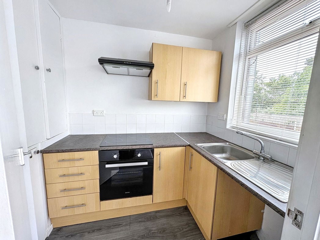 Property image 2 of 6