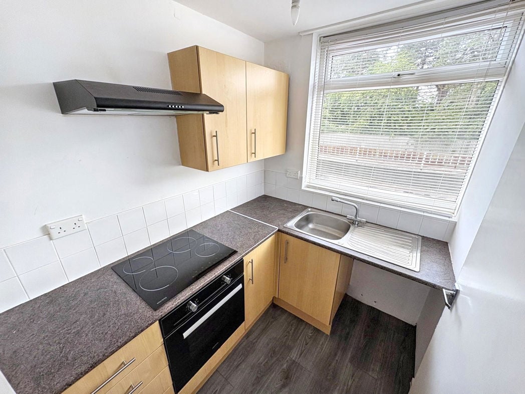Property image 3 of 6