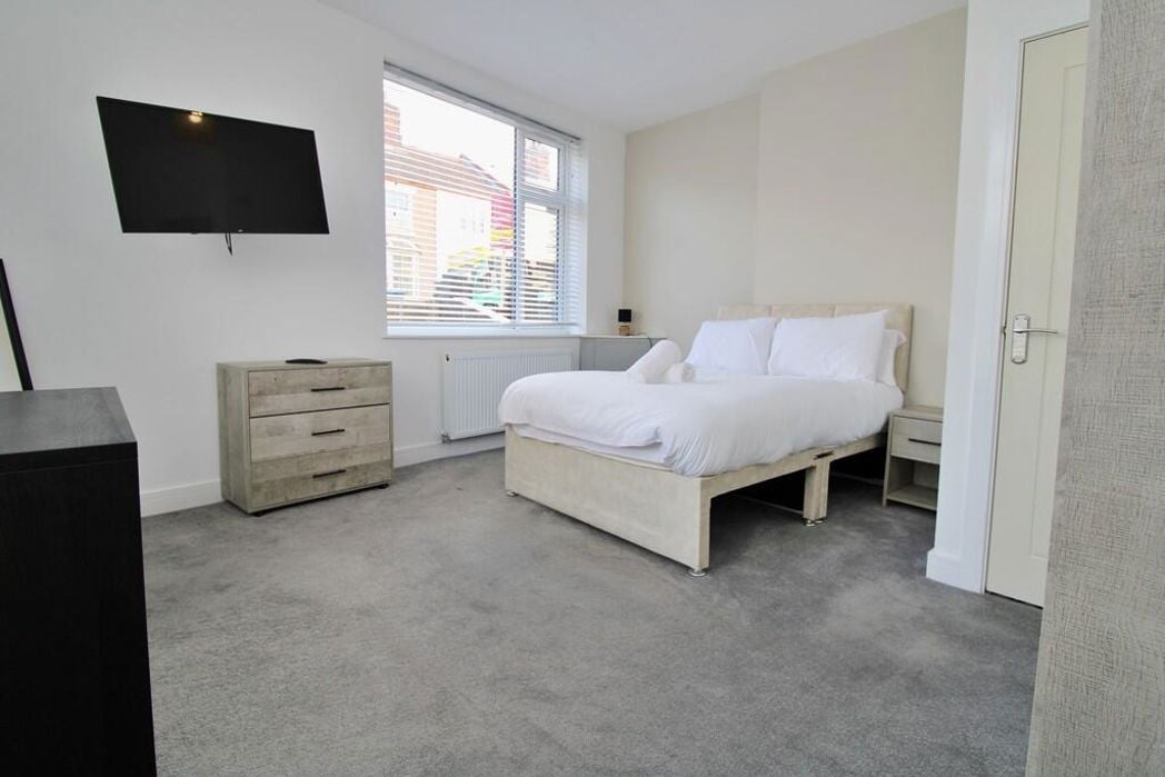 Property image 7 of 15