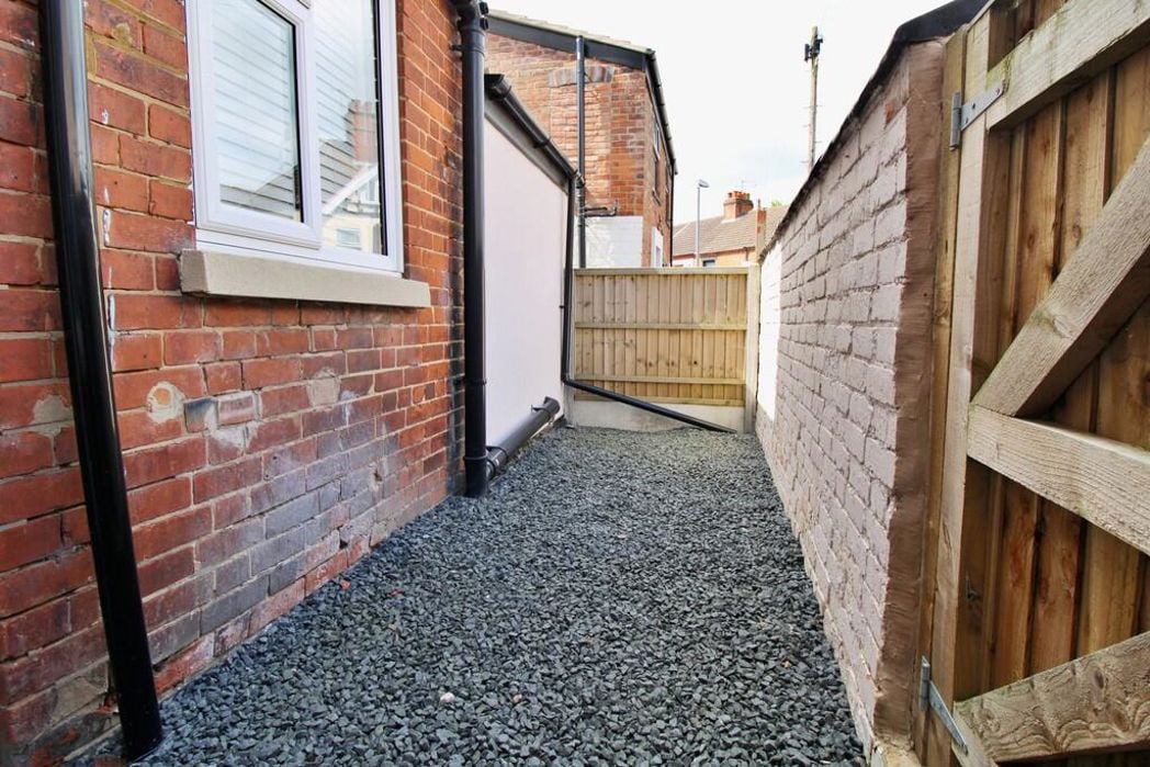 Property image 15 of 15