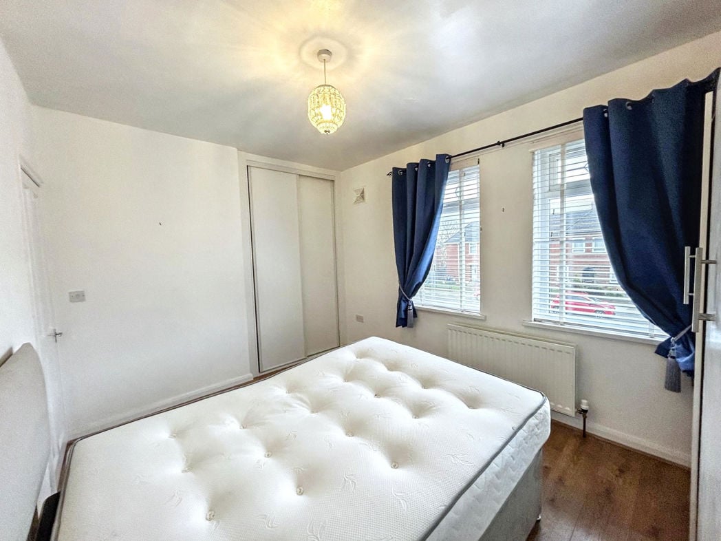Property image 5 of 8