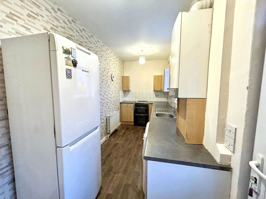 Property image 4 of 8