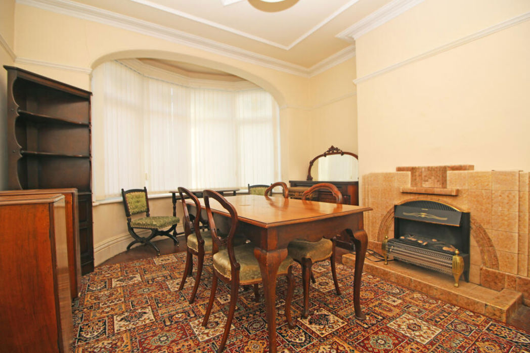 Property image 2 of 16