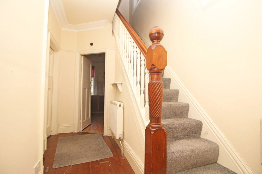 Property image 10 of 16