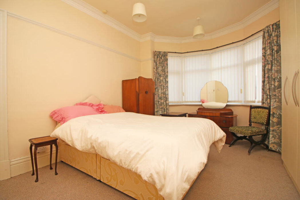 Property image 12 of 16