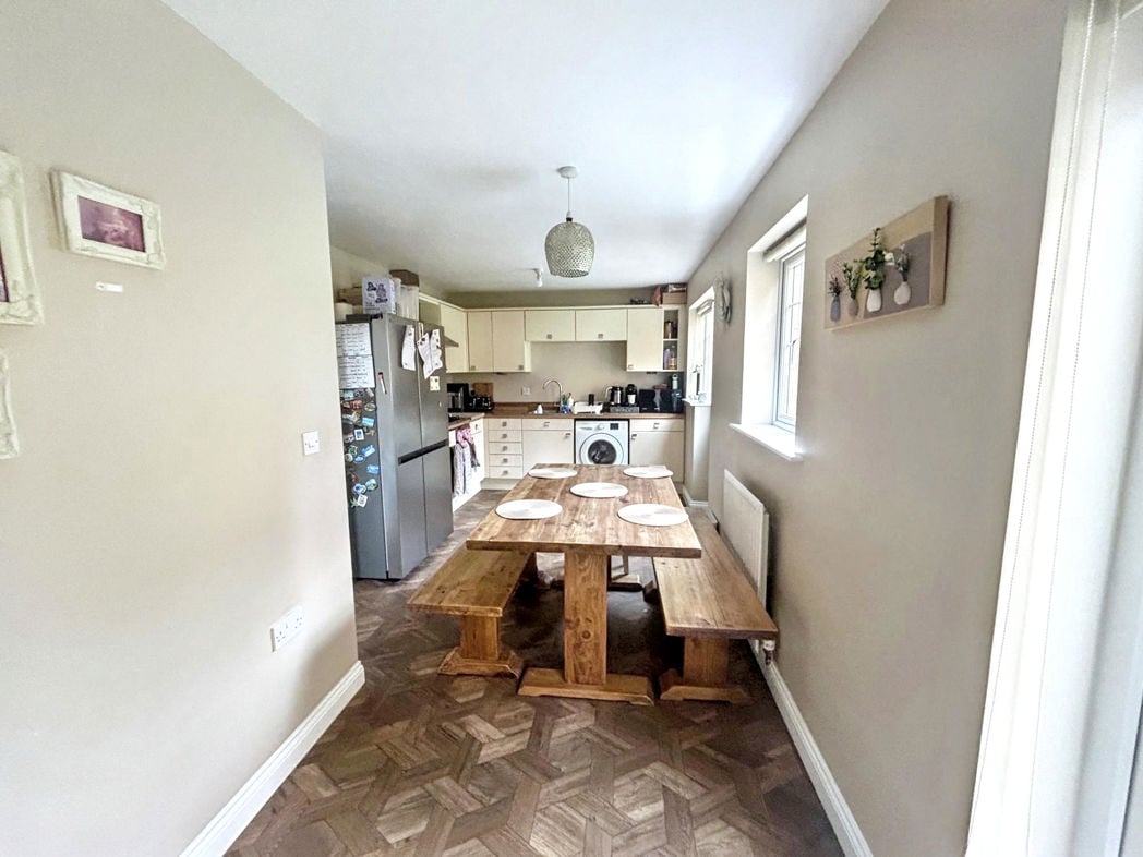 Property image 3 of 14