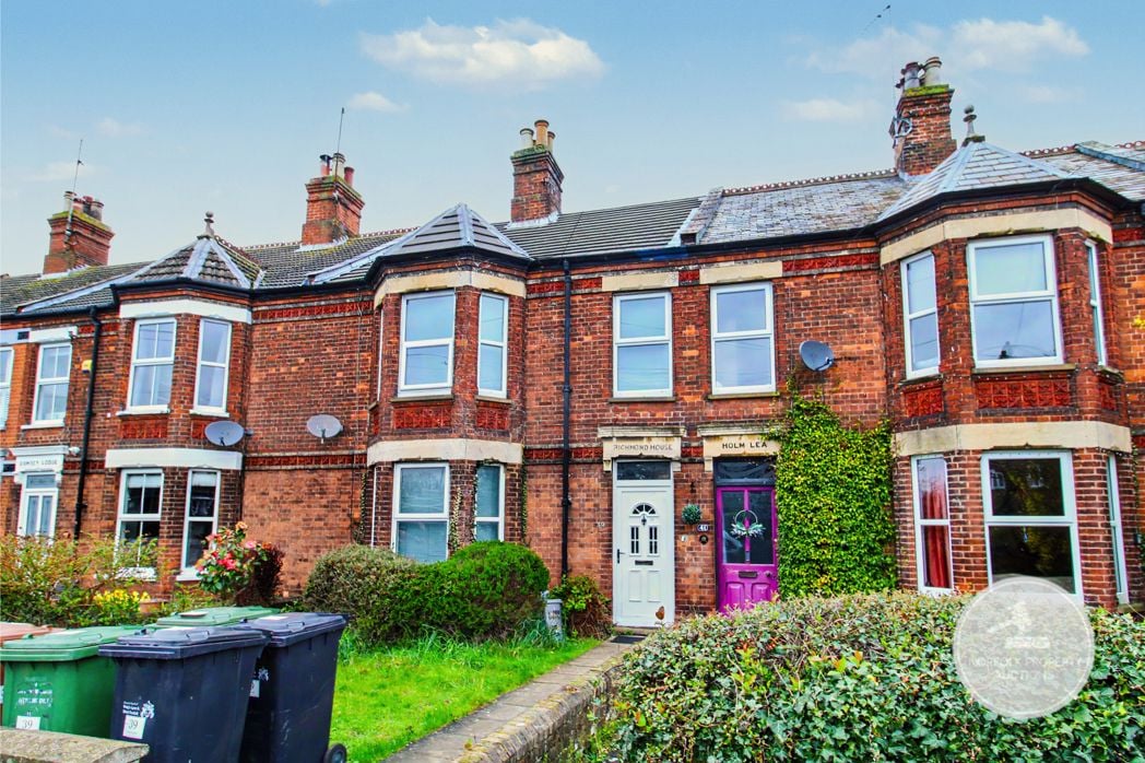Property image 1 of 17