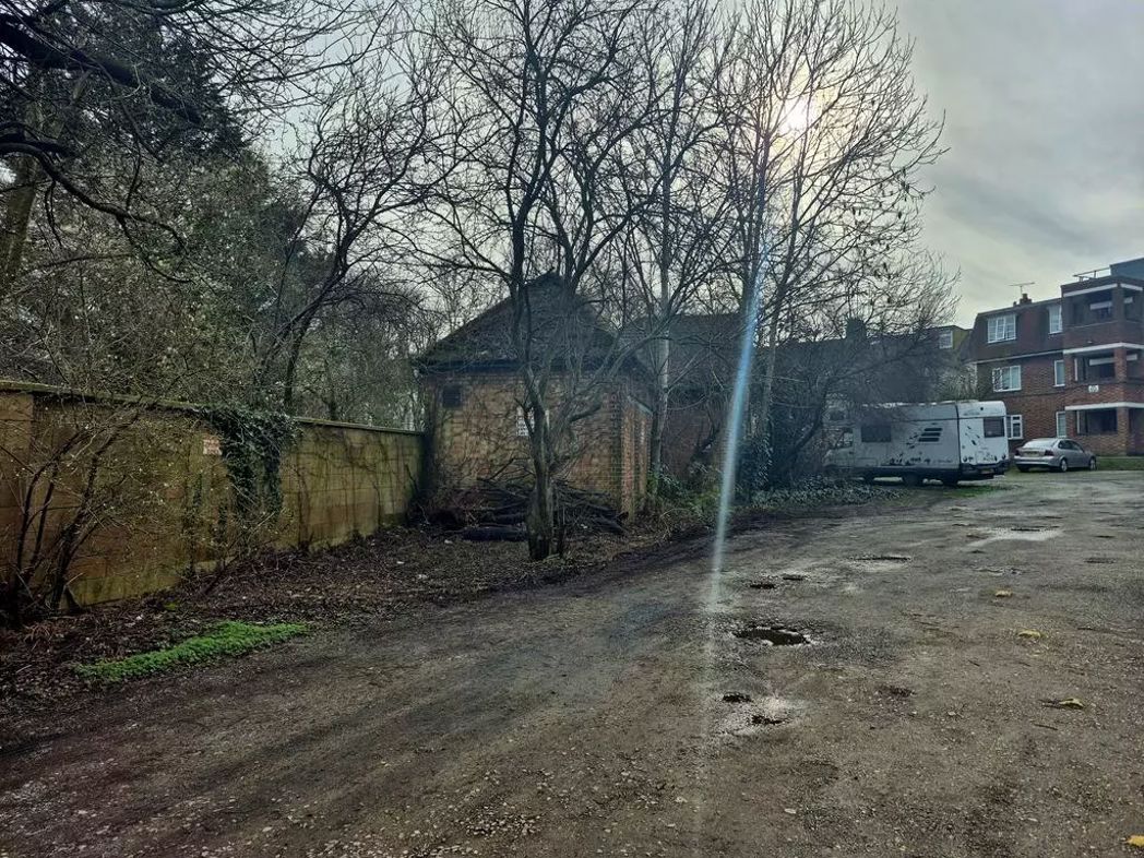 Property image 6 of 11
