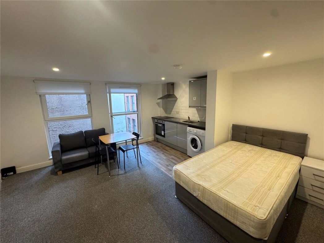 Property image 2 of 8