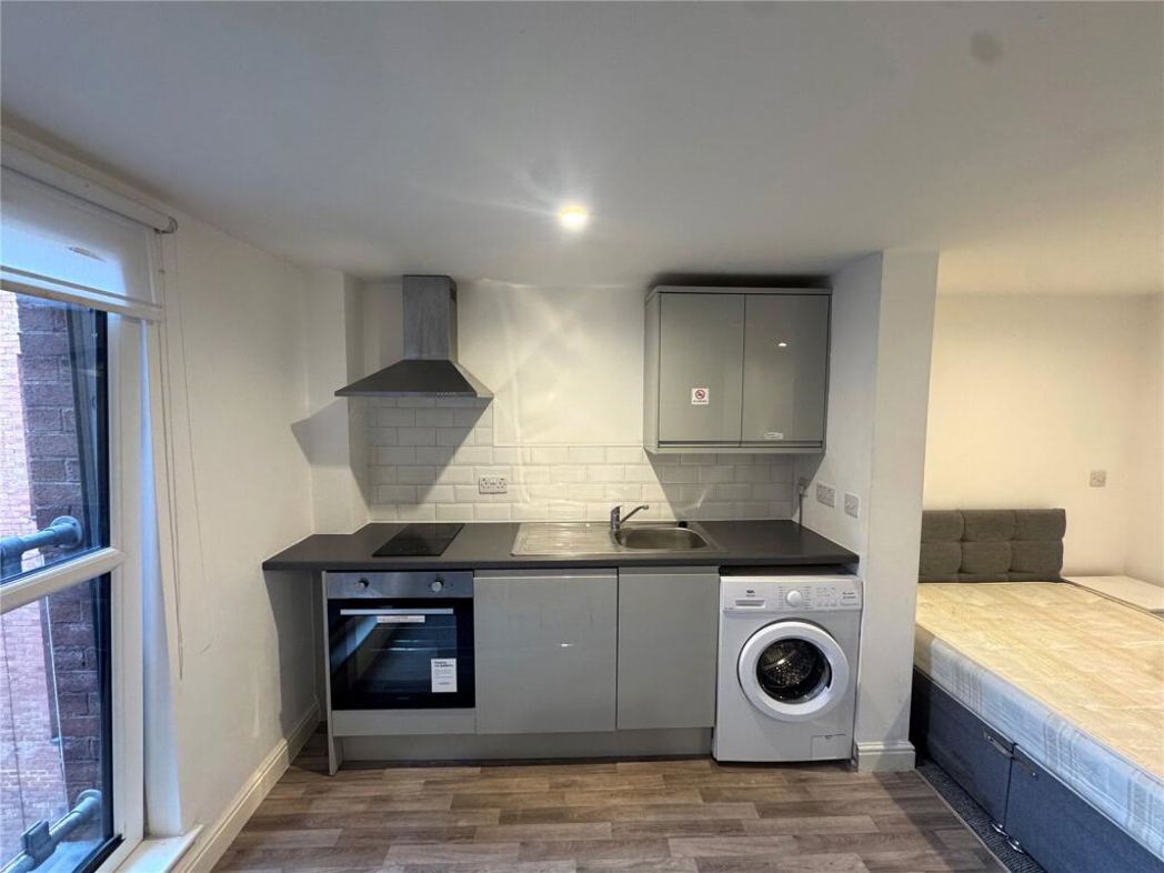 Property image 3 of 8