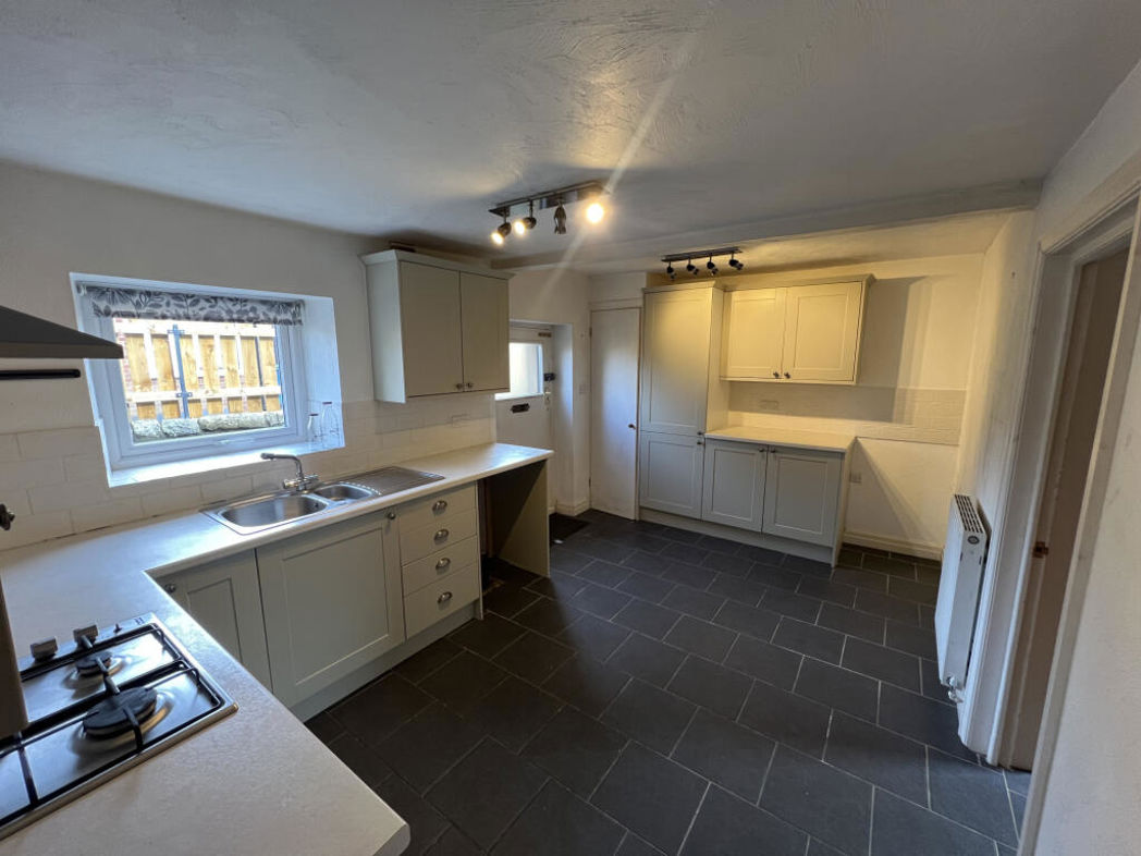 Property image 14 of 22