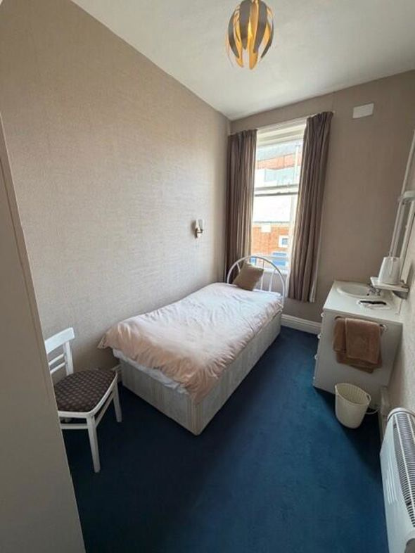 Property image 10 of 21