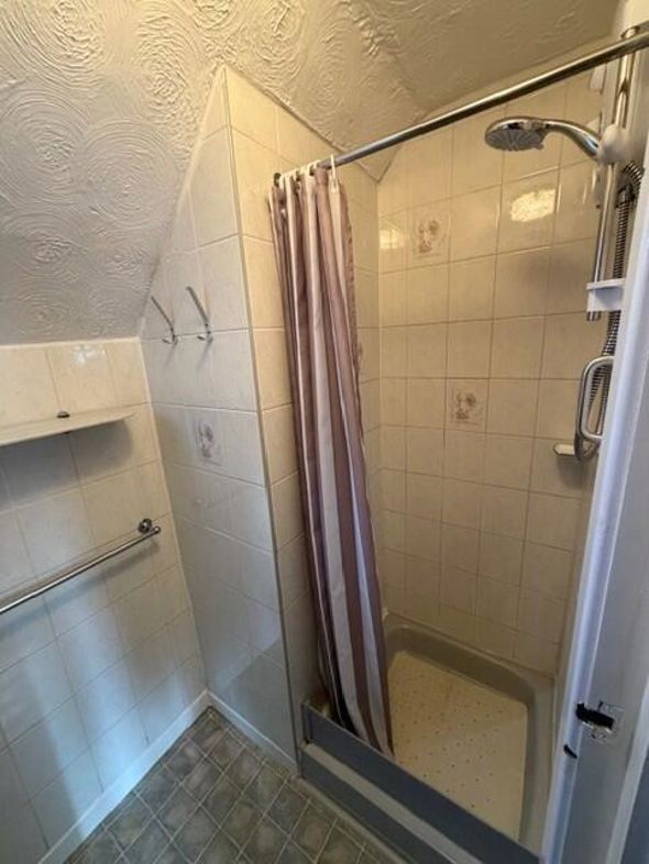Property image 16 of 21
