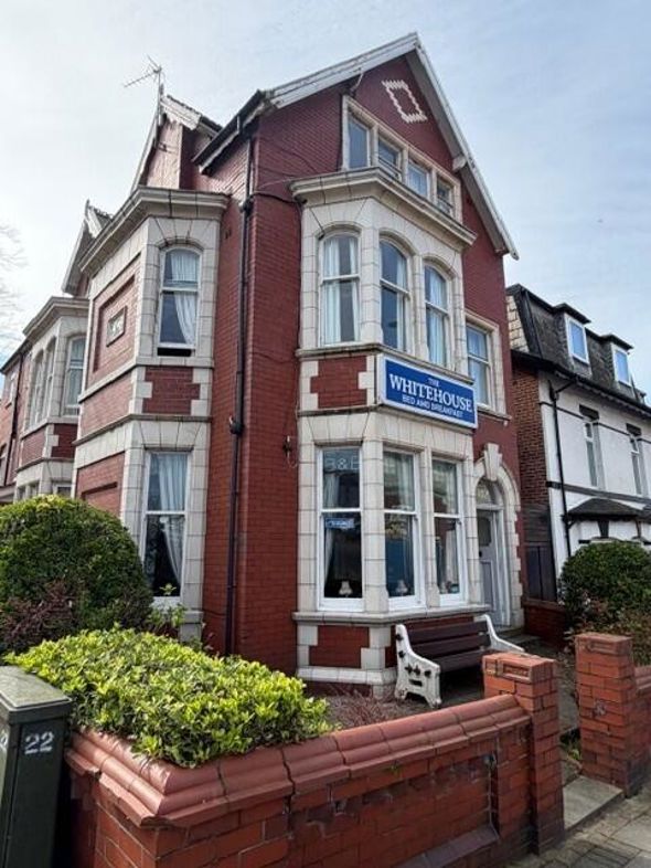 Property image 2 of 21