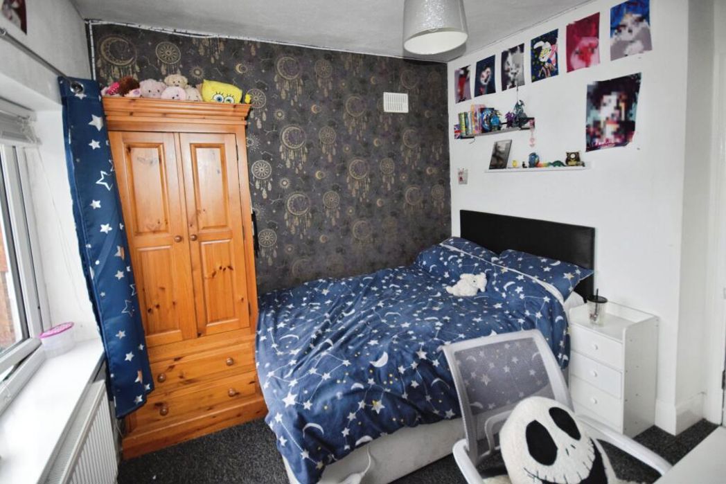 Property image 16 of 21