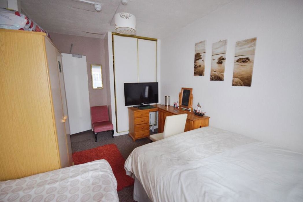Property image 7 of 21