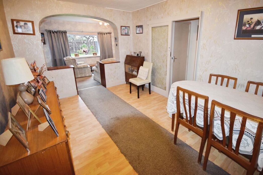 Property image 4 of 21