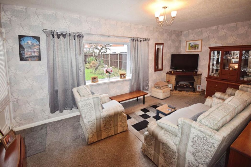 Property image 3 of 21