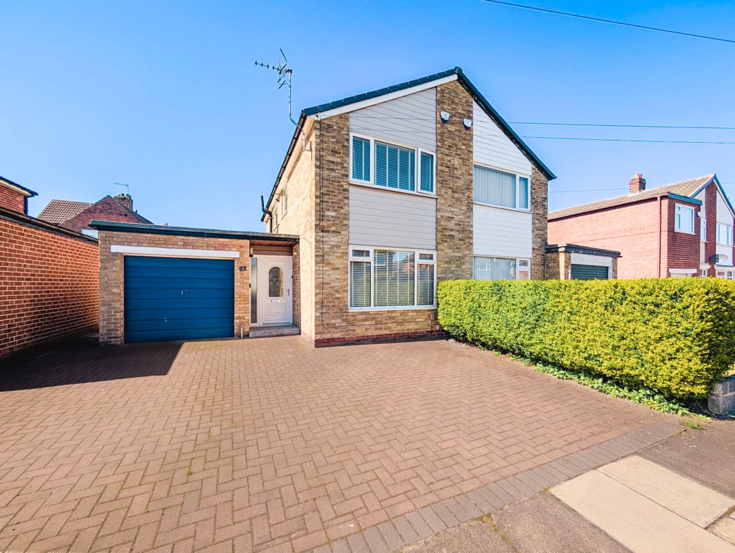 Property image 10 of 11