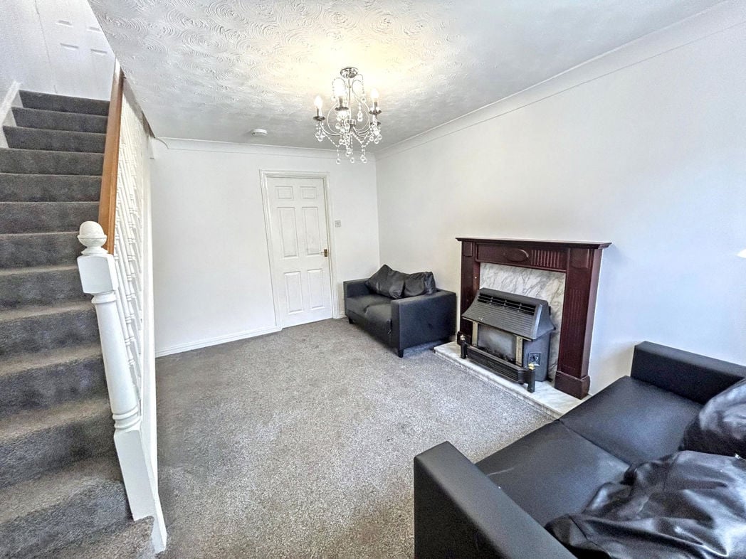 Property image 2 of 7