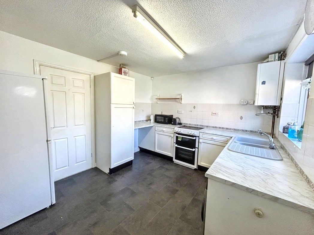 Property image 3 of 7