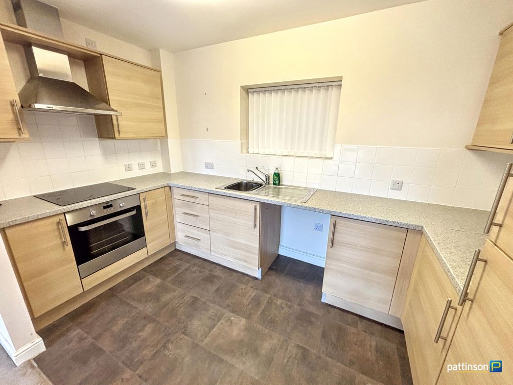 Property image 2 of 12