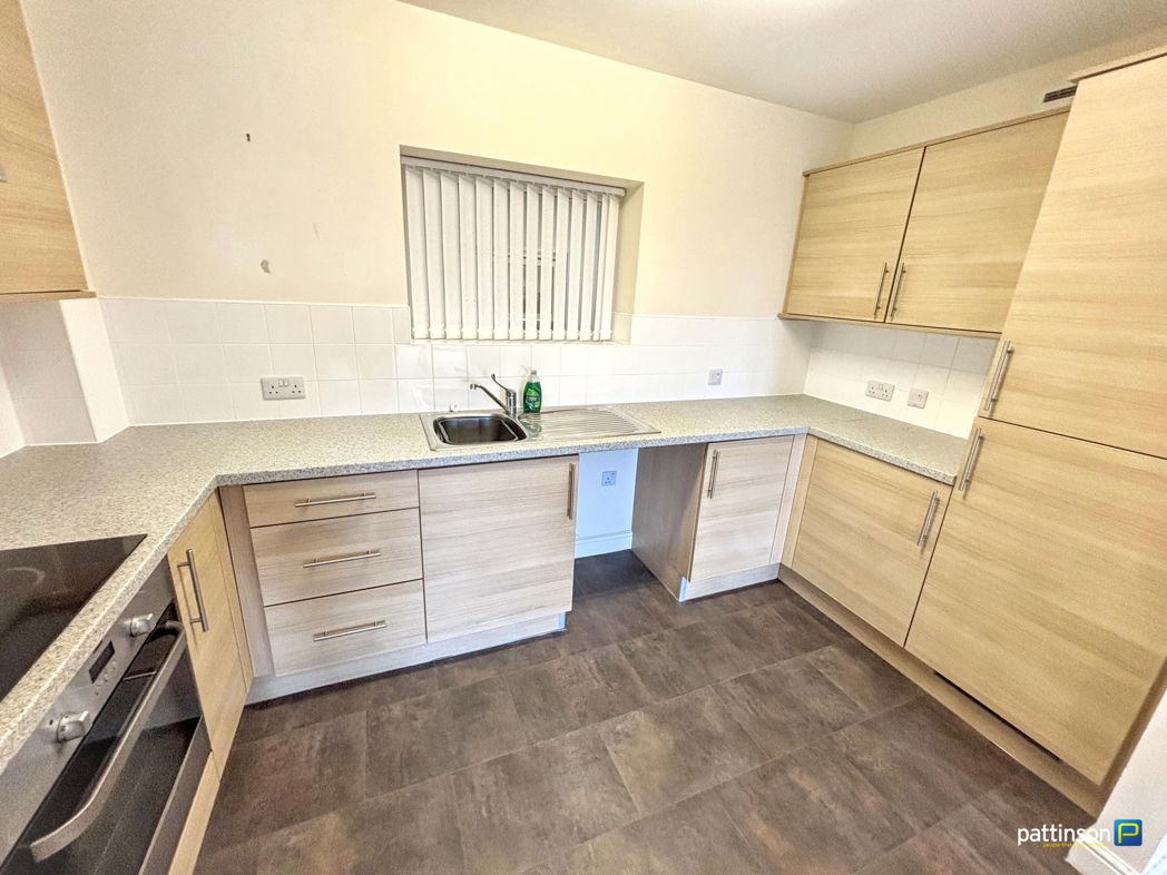 Property image 5 of 12