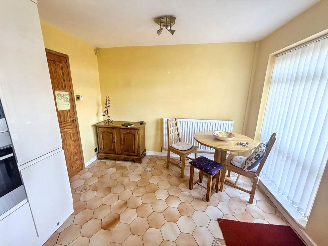 Additional photo Kitchen / Dining area