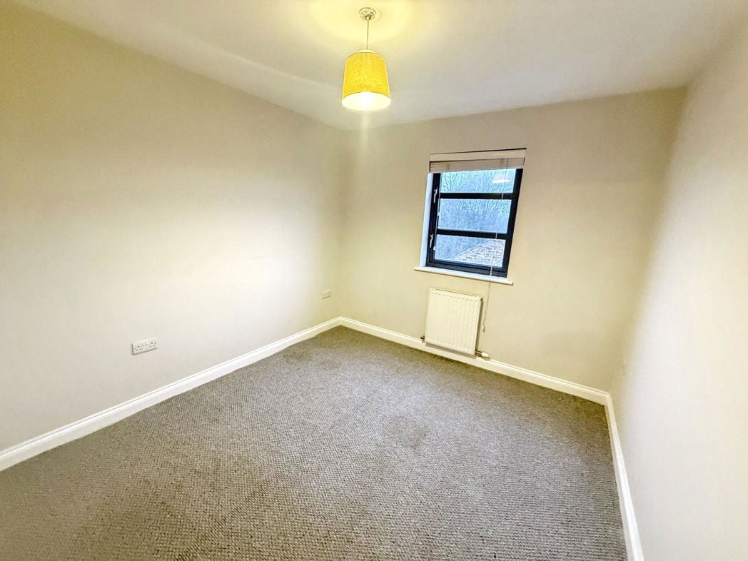 Property image 7 of 11